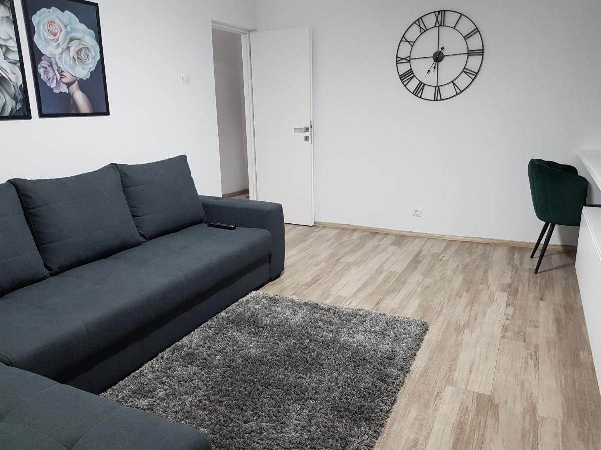 Mary Apartment Galaţi Екстериор снимка