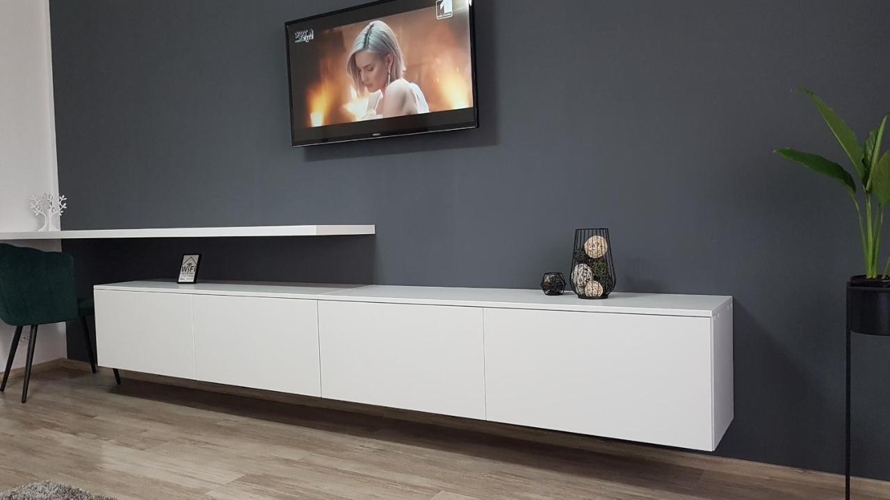 Mary Apartment Galaţi Екстериор снимка