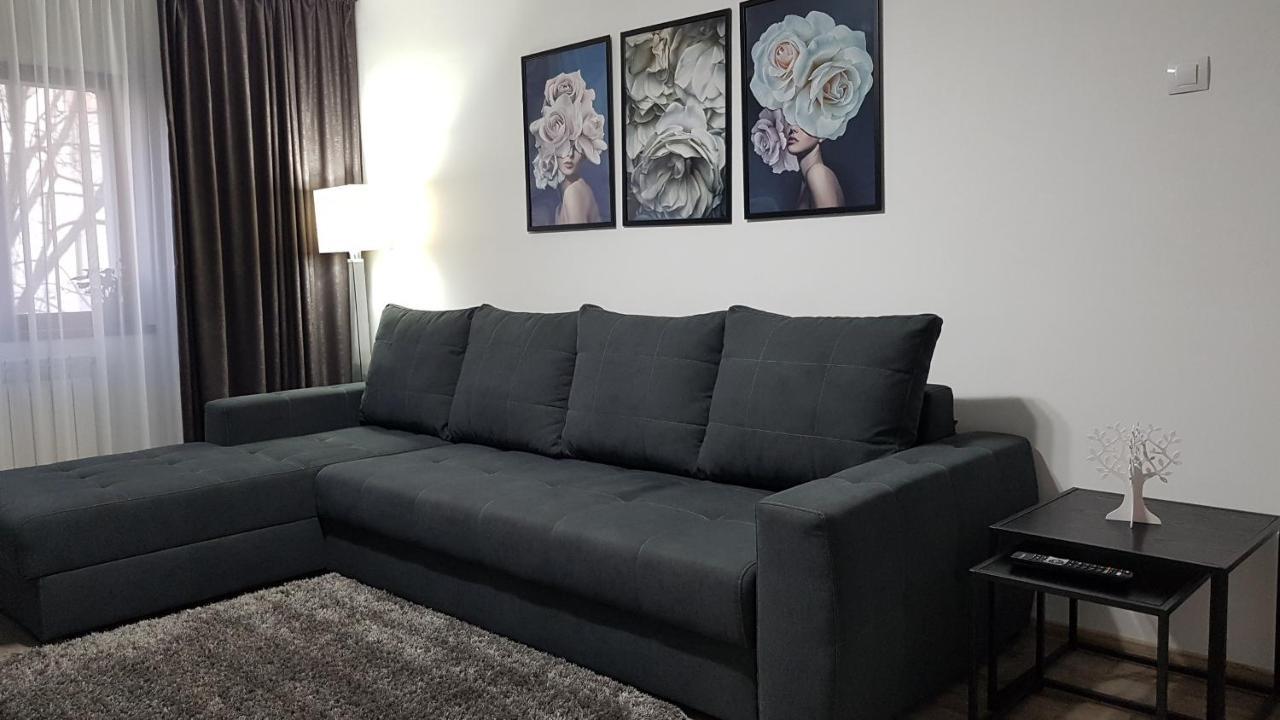 Mary Apartment Galaţi Екстериор снимка