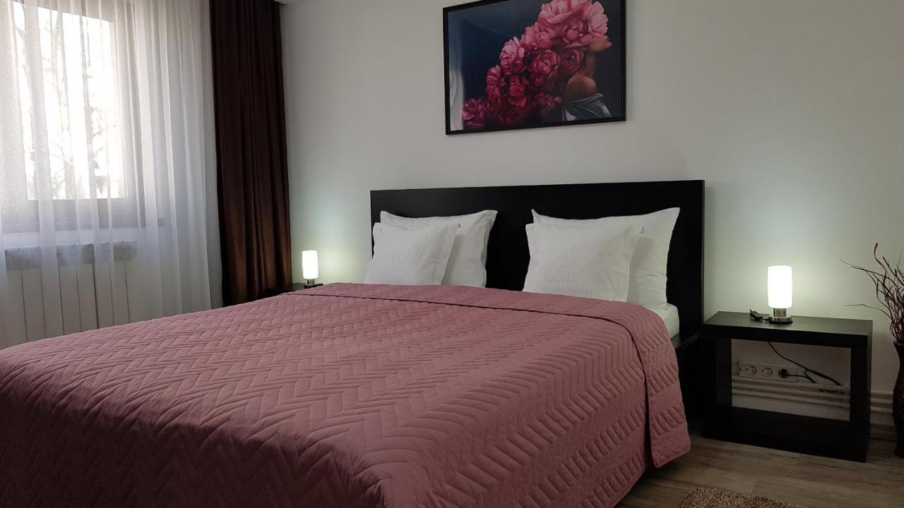 Mary Apartment Galaţi Екстериор снимка