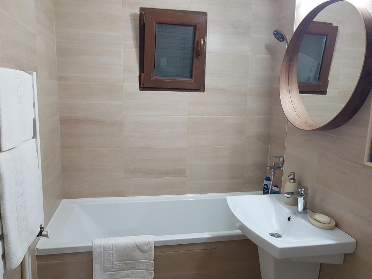 Mary Apartment Galaţi Екстериор снимка