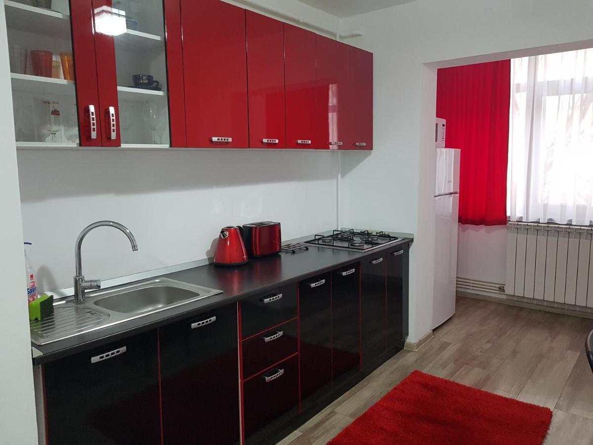 Mary Apartment Galaţi Екстериор снимка