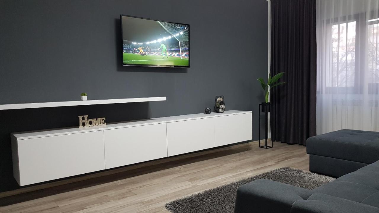 Mary Apartment Galaţi Екстериор снимка