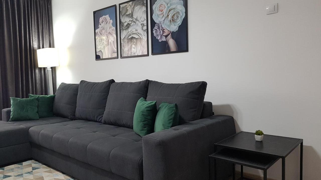 Mary Apartment Galaţi Екстериор снимка