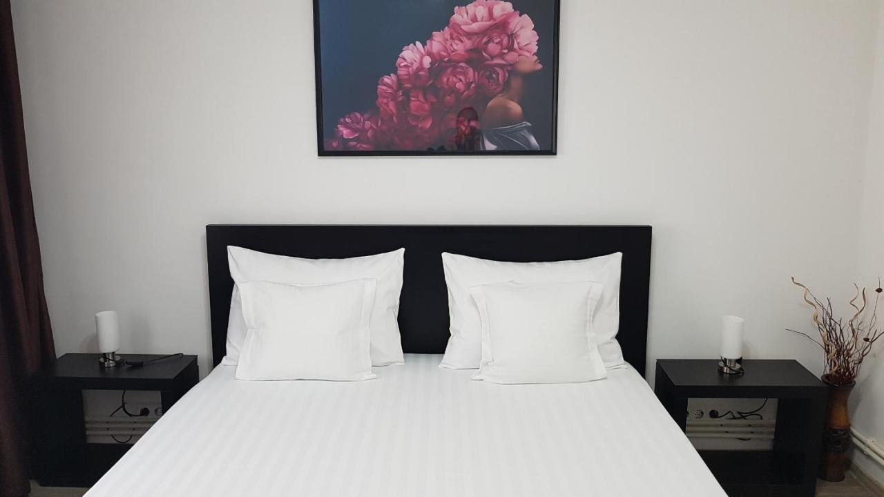 Mary Apartment Galaţi Екстериор снимка