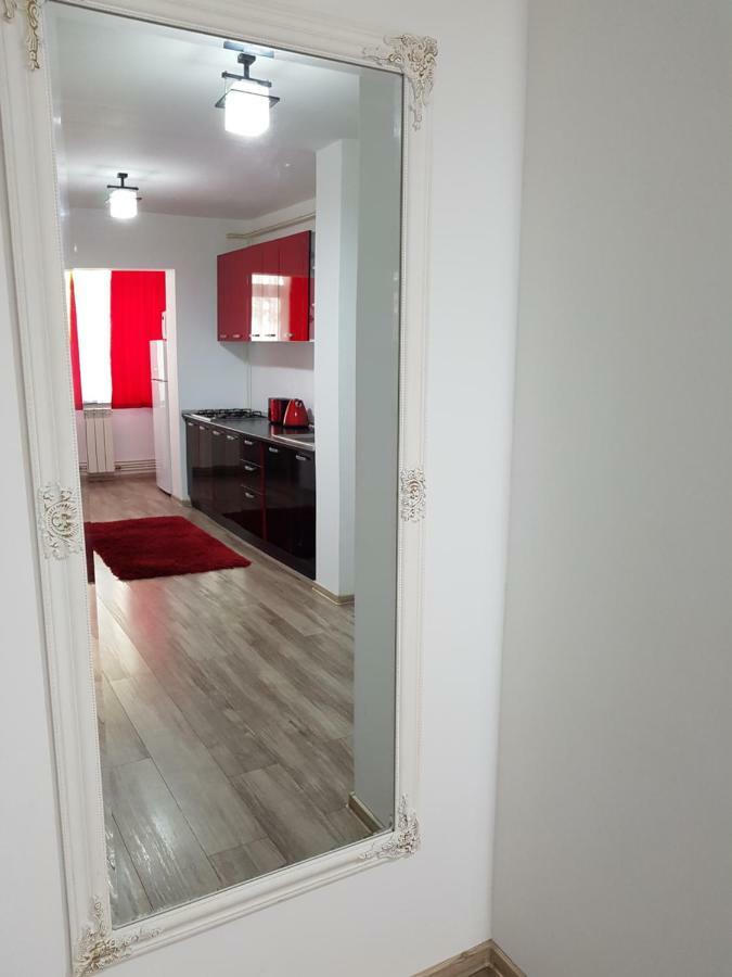 Mary Apartment Galaţi Екстериор снимка